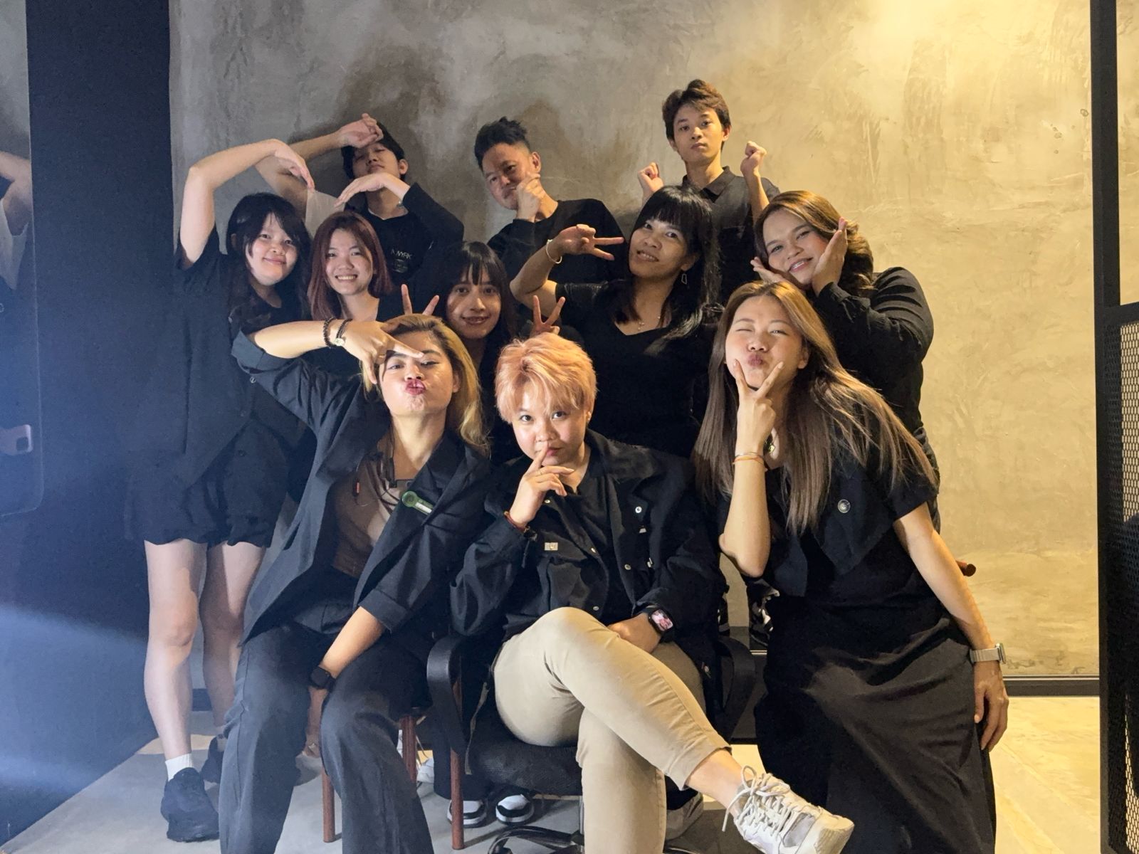 LUXE HAIR Salon Interior